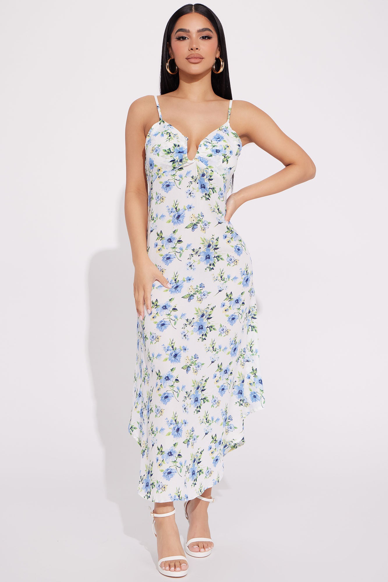 White dress hot sale with blue flowers