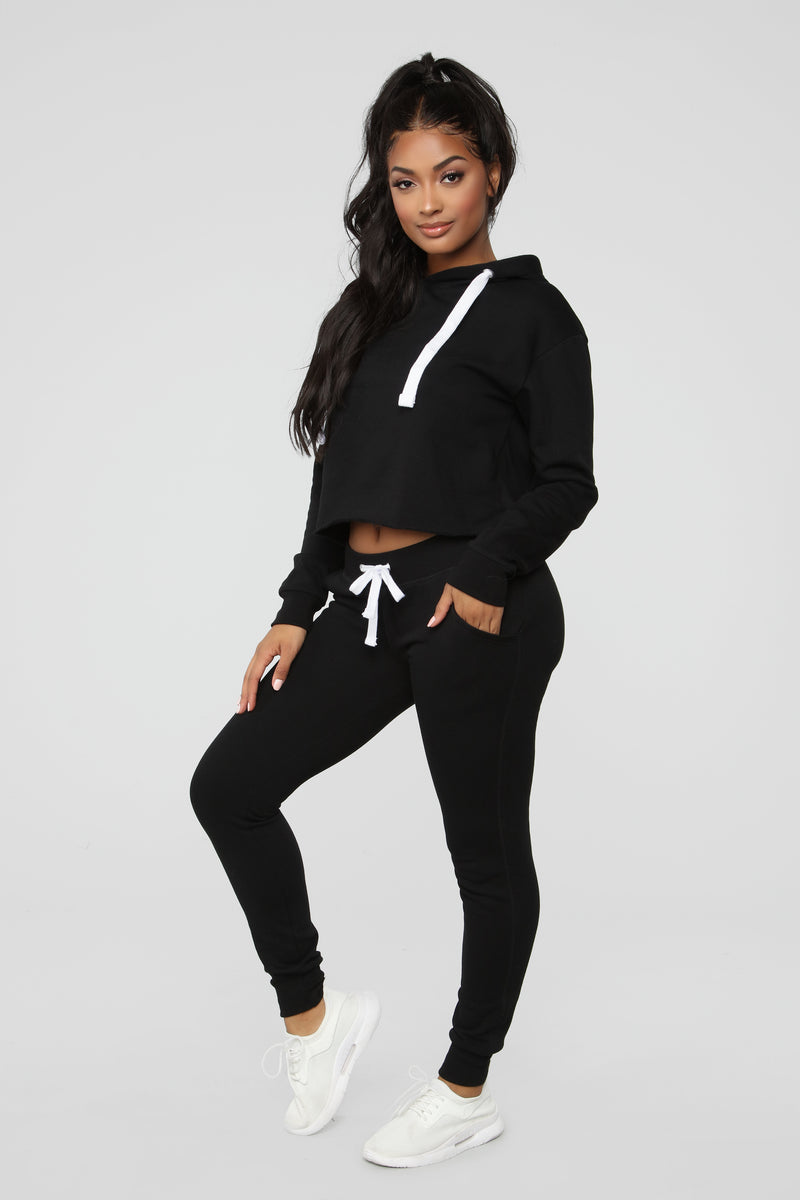 Relaxed Vibe Cropped Hoodie - Black | Fashion Nova, Knit Tops | Fashion ...