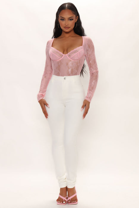 Fashion nova lace best sale bodysuit