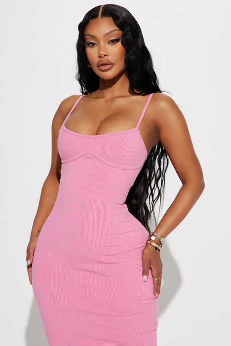 Fashion nova deals dresses pink