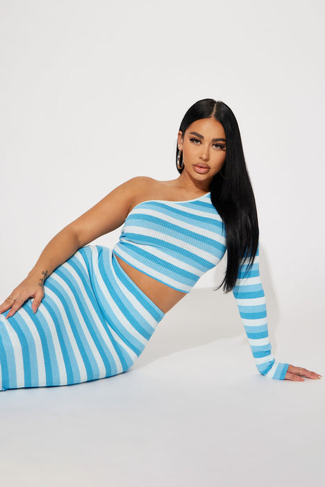 Striped skirt fashion best sale nova