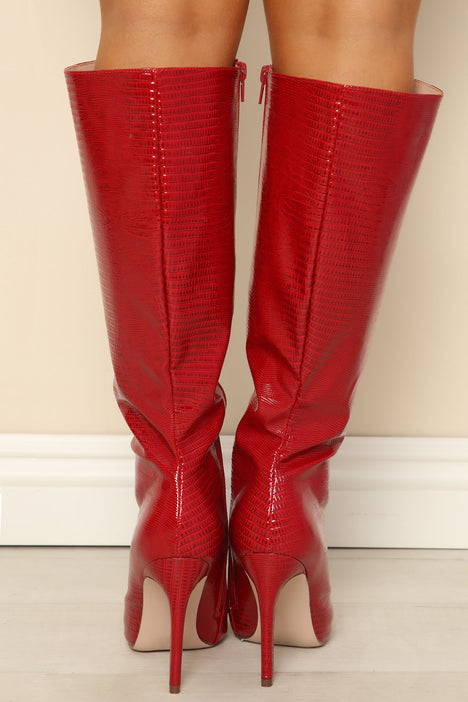 Fashion nova 2025 red boots