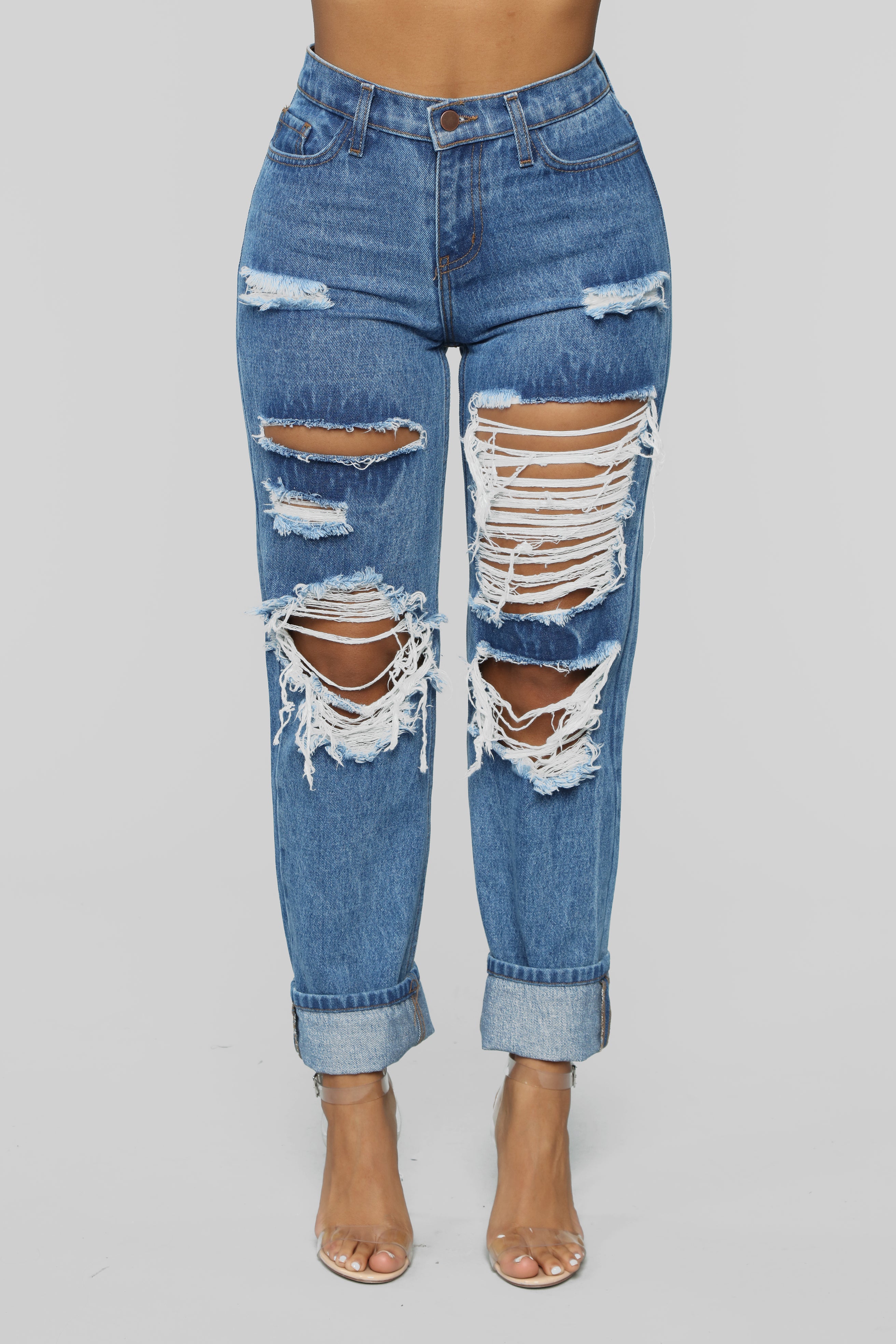 Fashion nova ripped boyfriend jeans discount