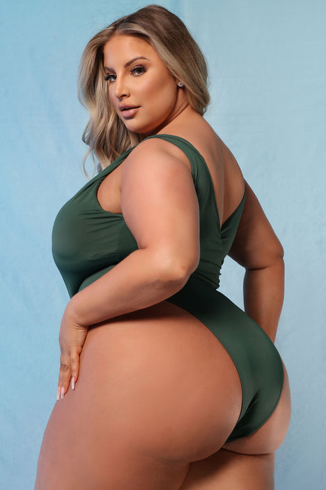 Fashion nova plus size swimwear online