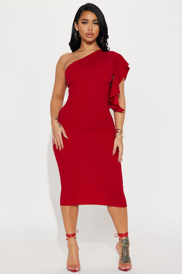 Fashion nova red long dress 2025