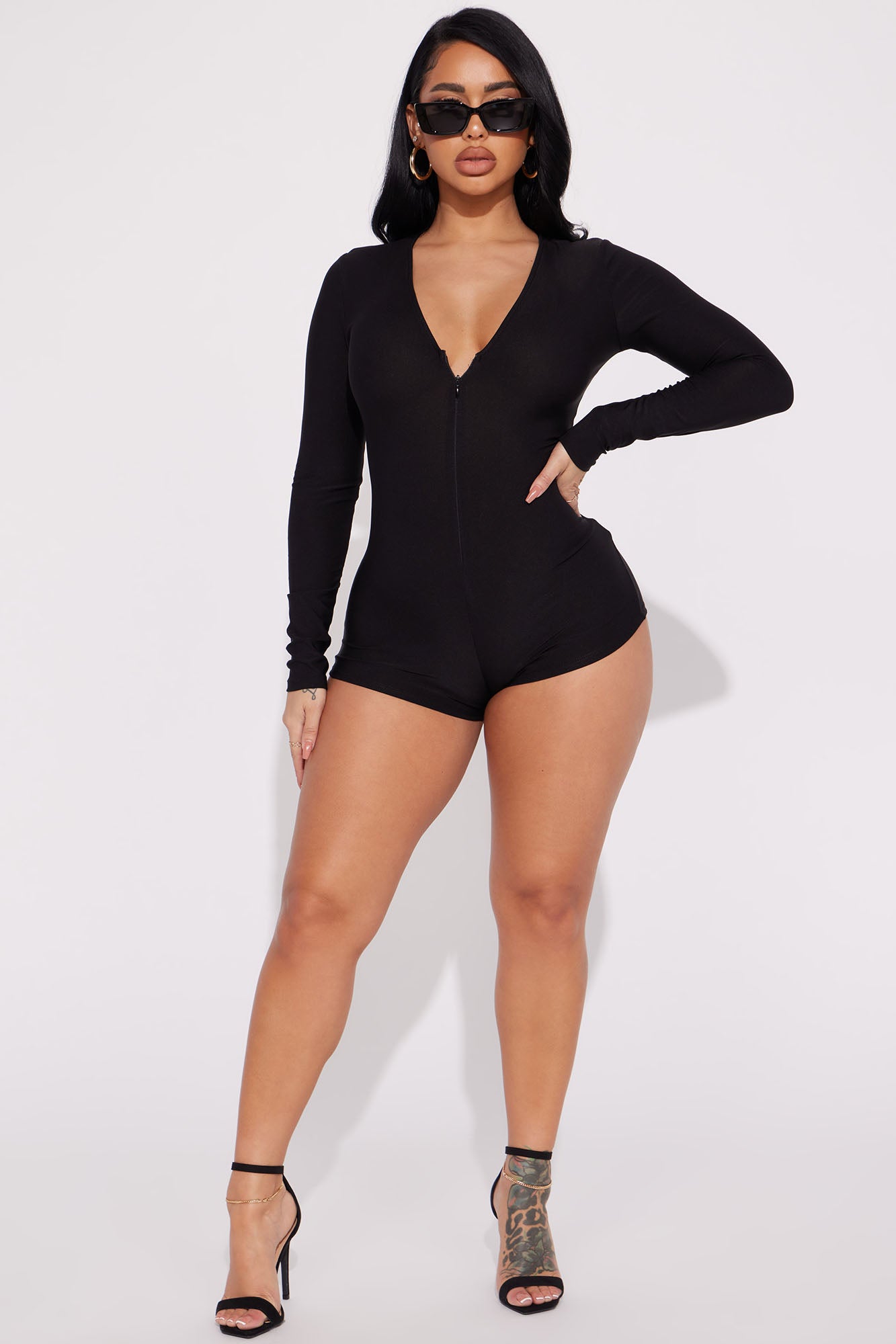 Fashion nova short on sale rompers