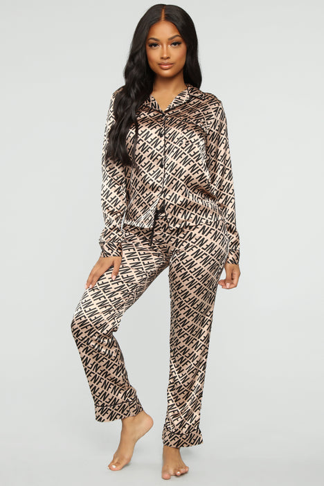 Sleepwear fashion sales nova