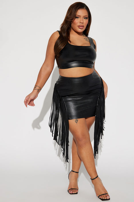 Plus size sales leather fringe skirt