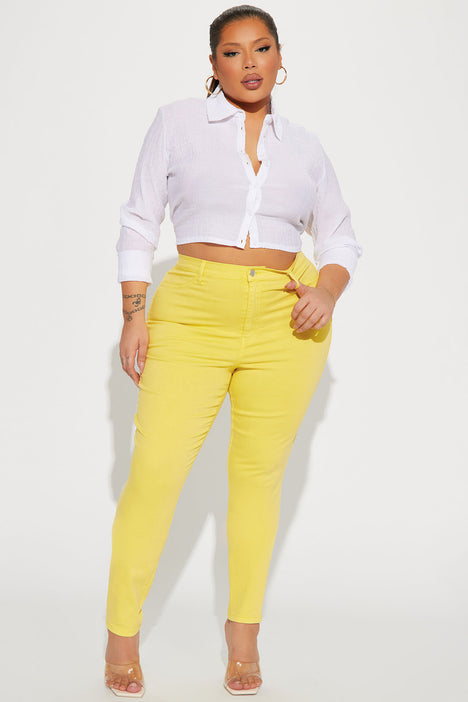 Plus size yellow jeans store
