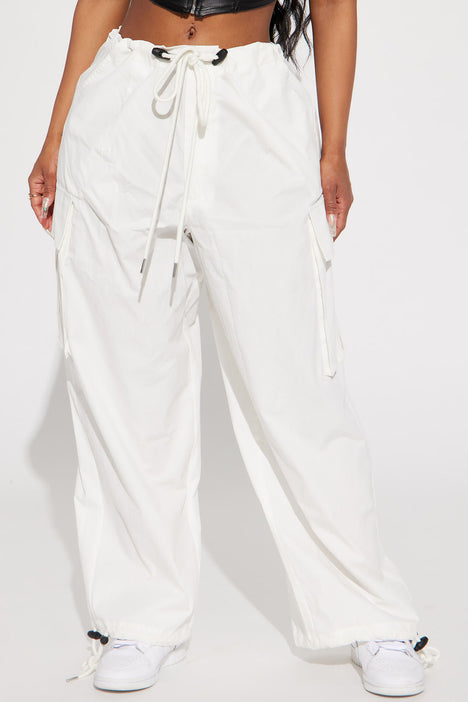 White cargo pants fashion nova on sale
