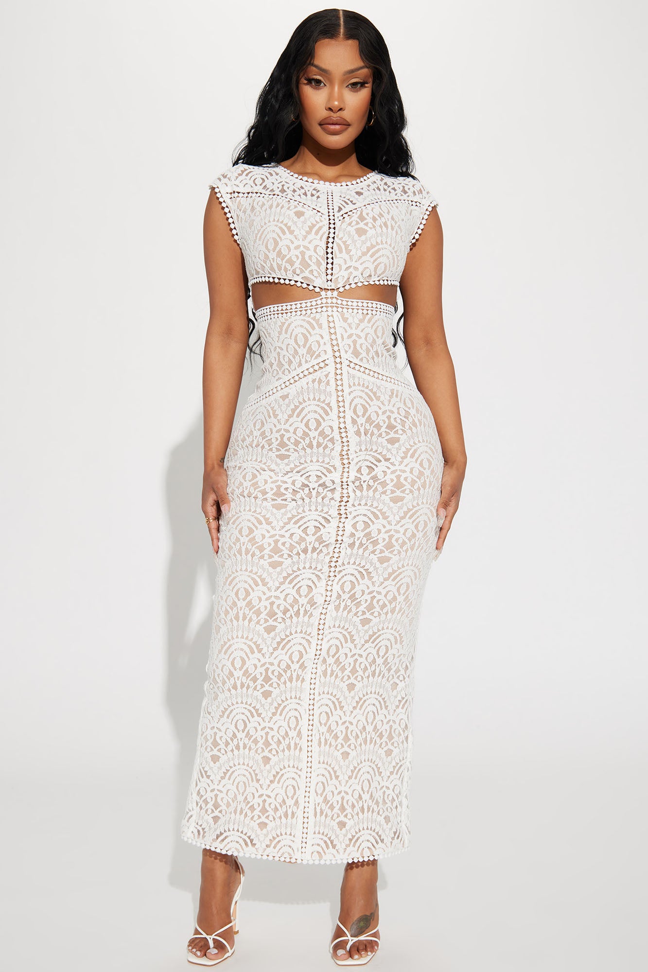 White lace fashion nova dress 2025