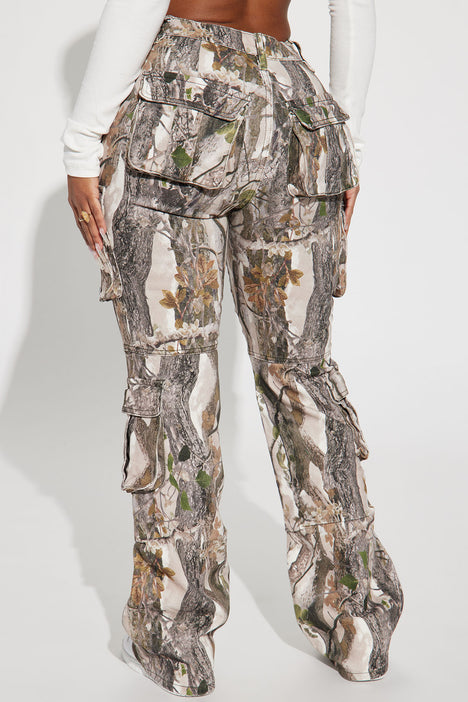 Fashion nova store camo cargo pants