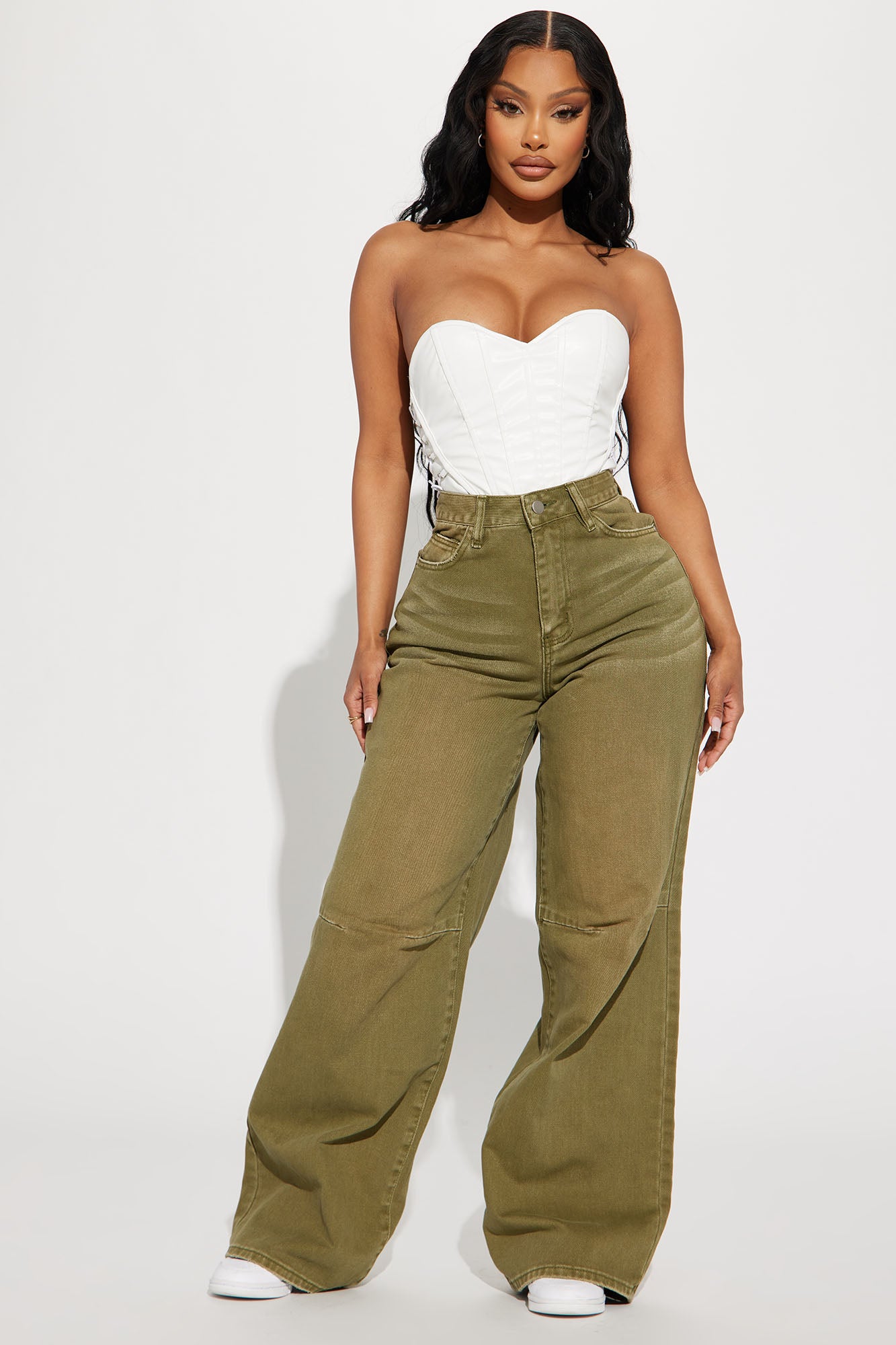 Fashion nova baggy pants 2025