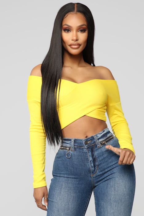 Fashion nova yellow 2025 top