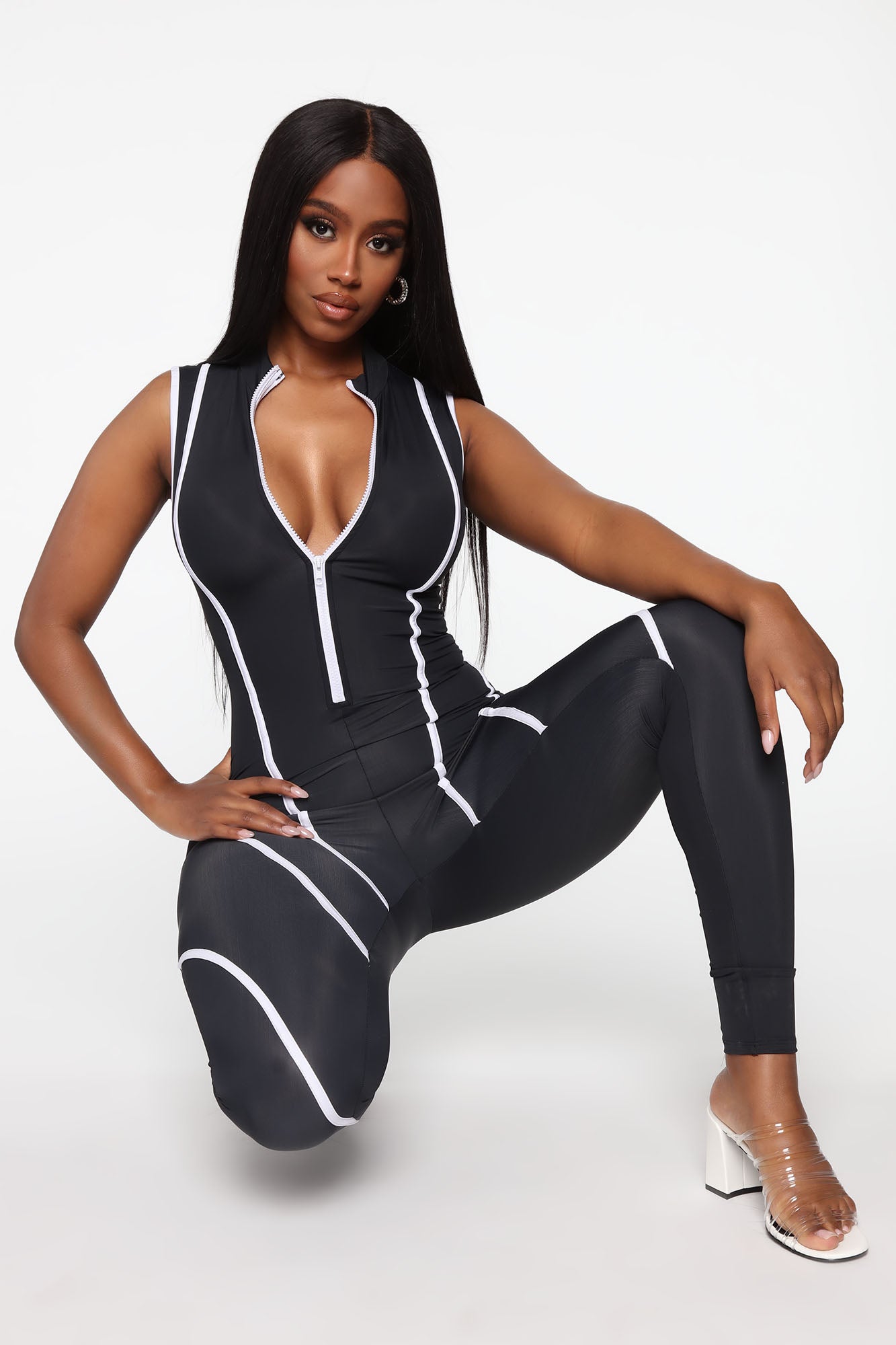Single And Sporty Jumpsuit Black White