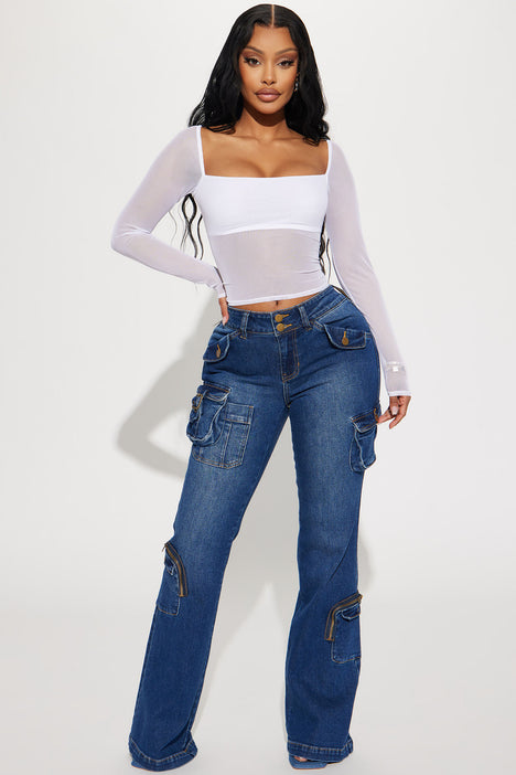 Fashion nova bell bottom jeans 2025