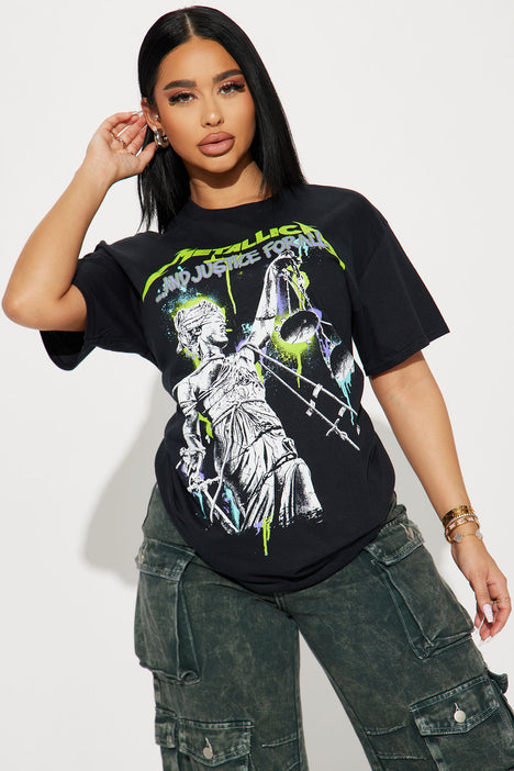 Fashion nova sale graphic tees