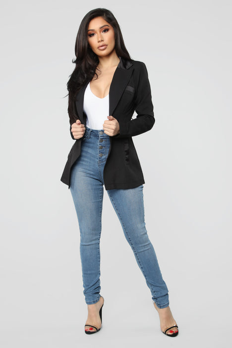 Fashion nova business hot sale outfits