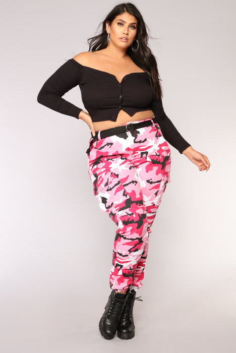 Purple camo hotsell pants fashion nova