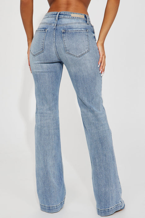 Bootcut jeans back in sales style 219