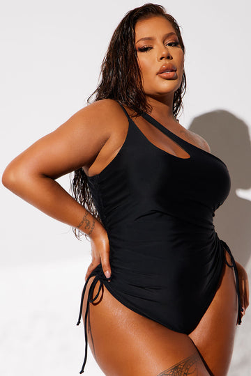 Fashion nova hotsell plus size swimwear