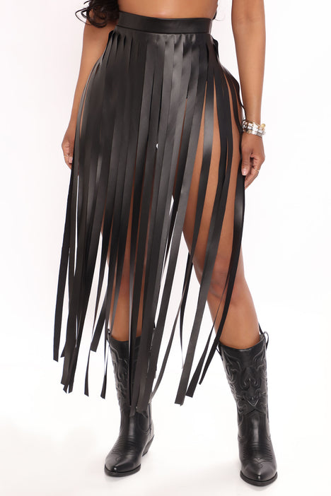 Fringe skirt outlet fashion nova