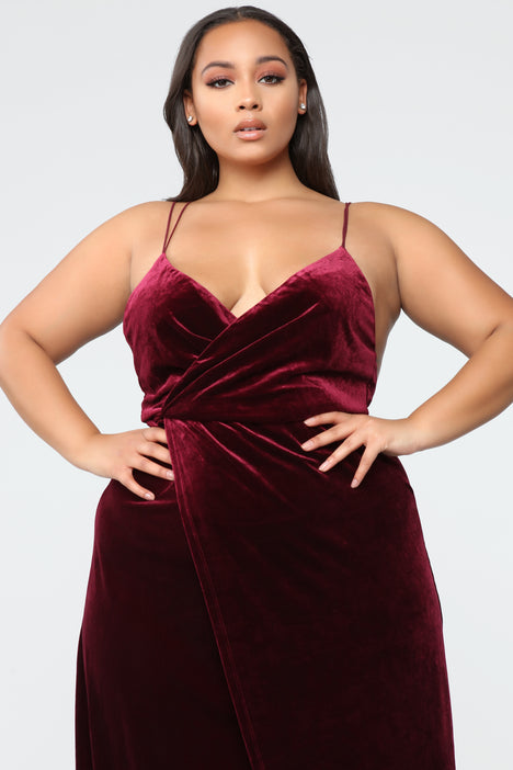 Wishful Thinking Dress Burgundy
