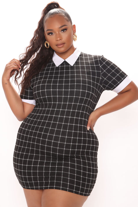 Plaid dress shop with collar
