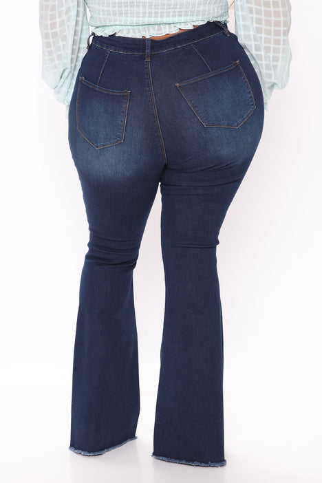 Fashion nova valentina sales jeans