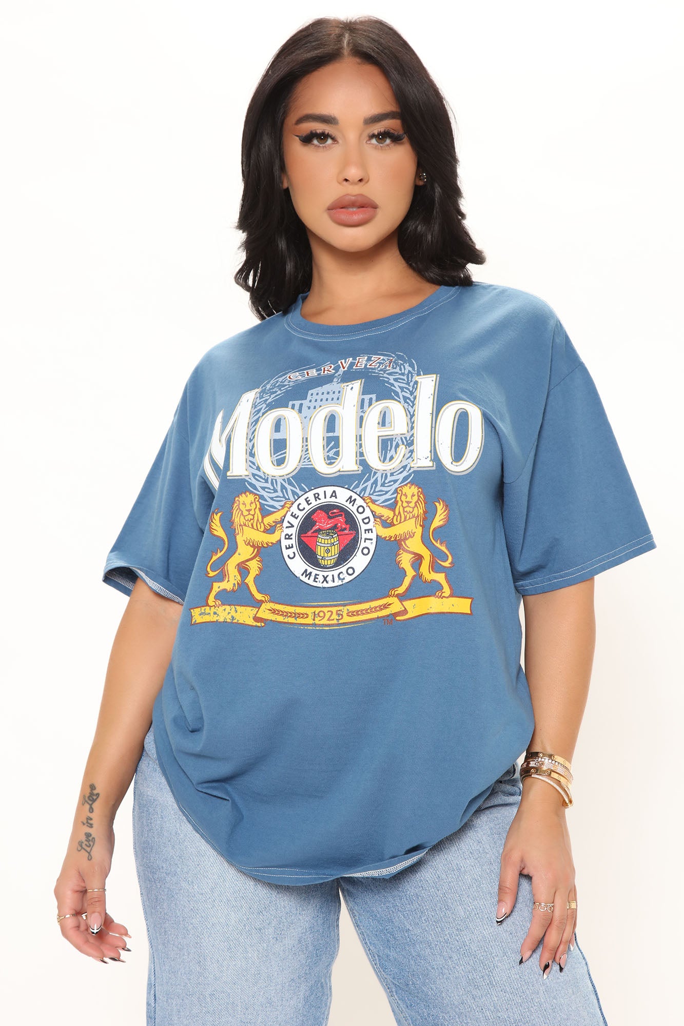 Modelo Oversized Tee Navy