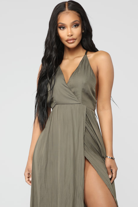 Lust satin maxi dress 2025