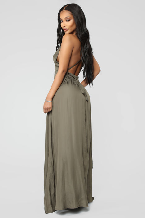 Lust satin maxi dress 2025
