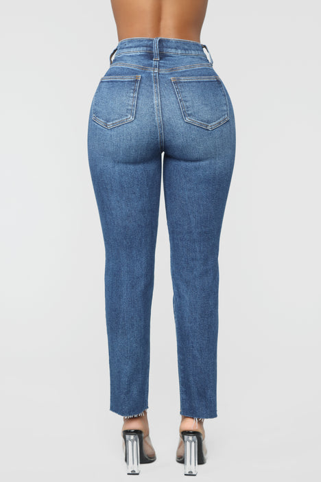 Mom jeans sales fashion nova