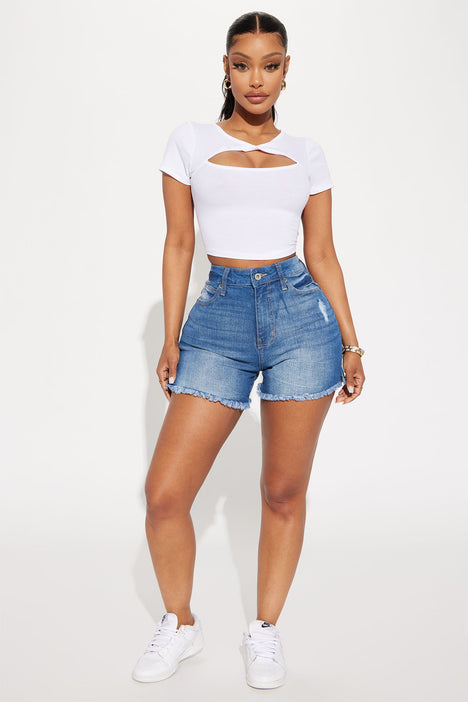 Showing Off Stretch Denim Shorts Medium Wash Fashion Nova
