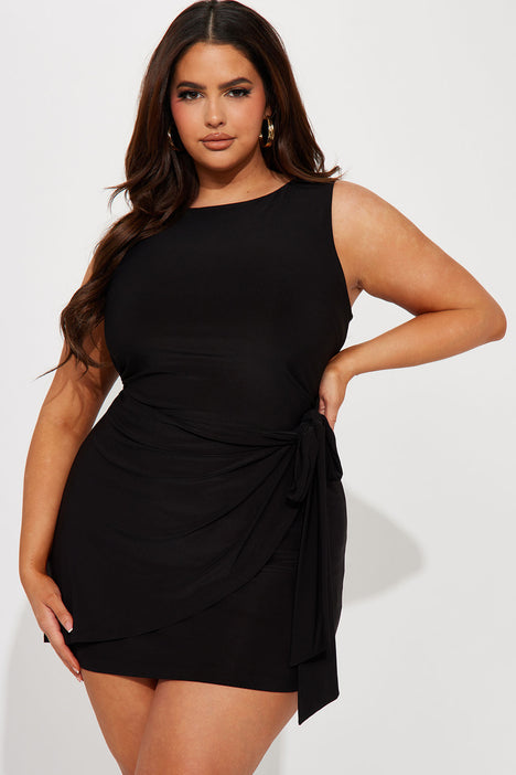 Fashion nova plus shop size black dress