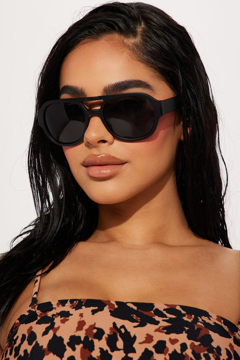 Rectangle Thin Sunglasses - Black – Haute & Rebellious