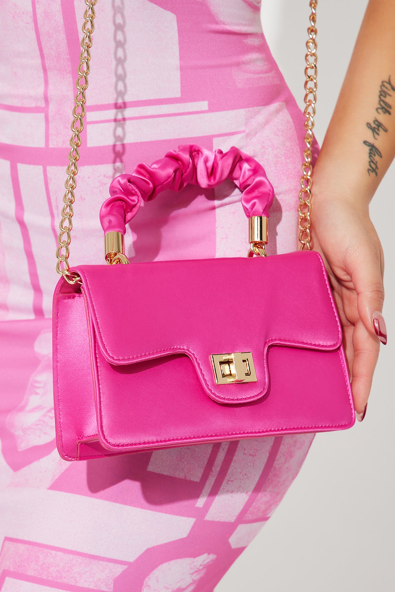 Faith pink discount clutch bag