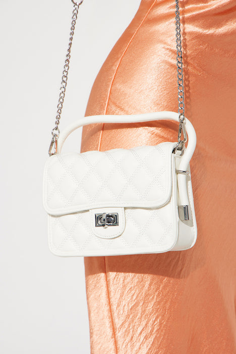 Fashion nova handbags hotsell