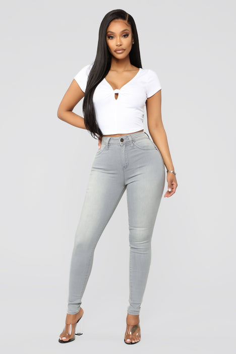 Grey jeans fashion top nova