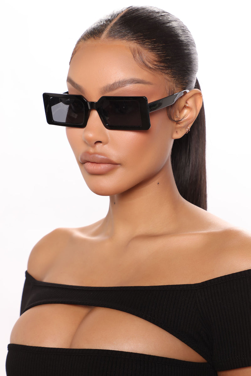 Keeping It Real Sunglasses - Black