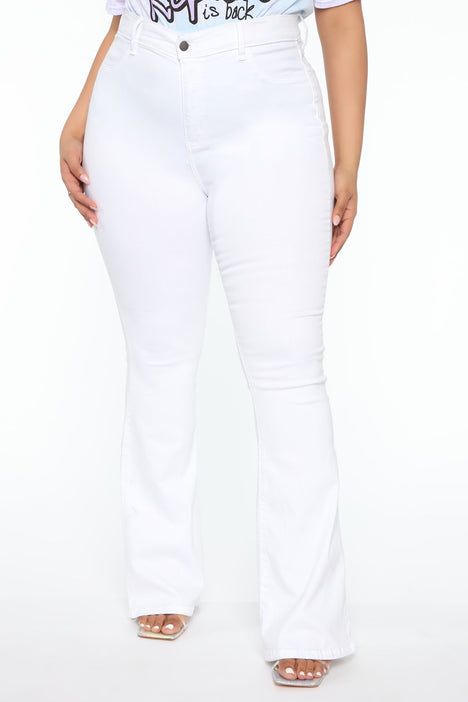 Fashion nova shop white ripped jeans