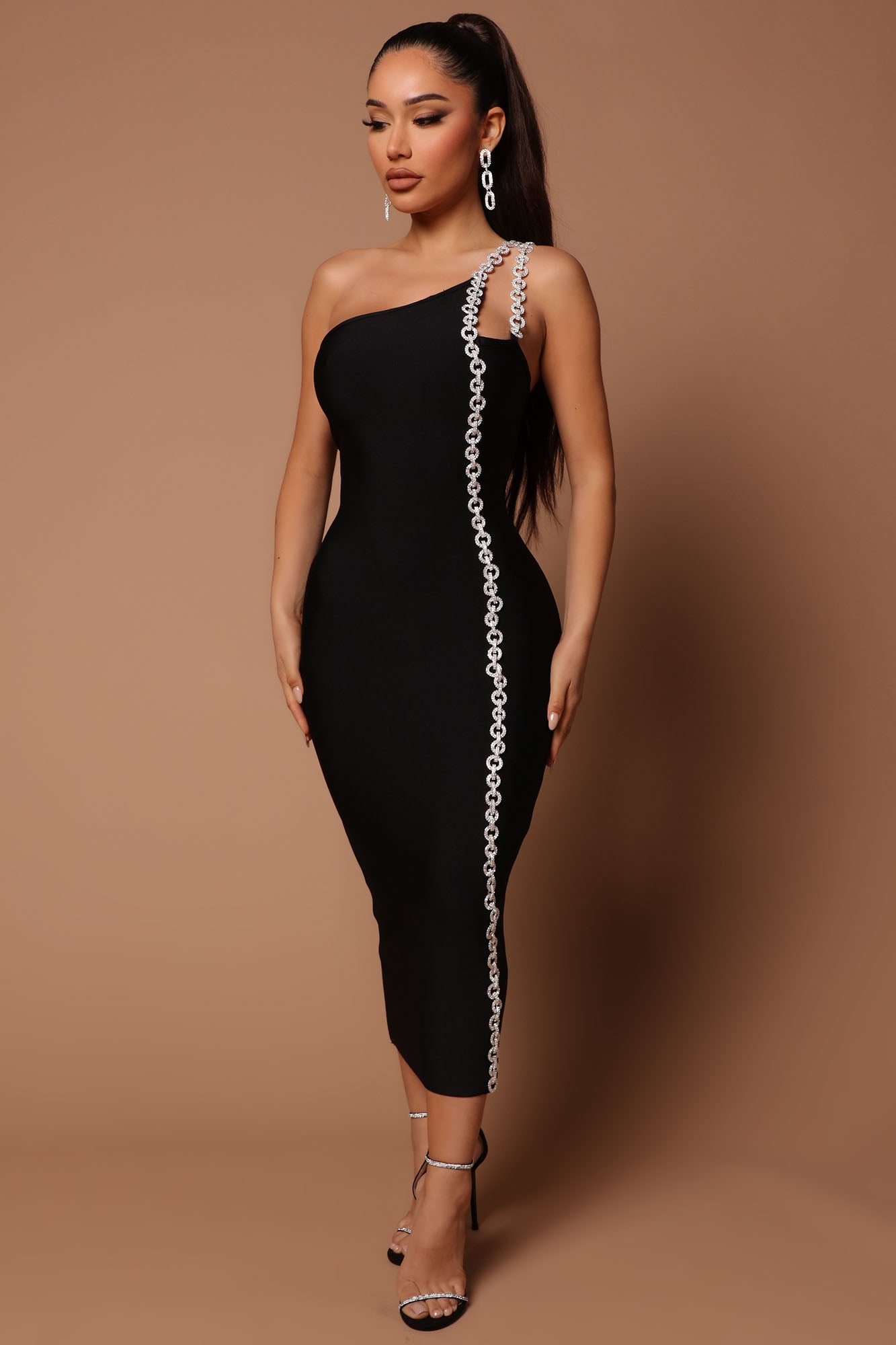 Gigi midi 2025 dress fashion nova
