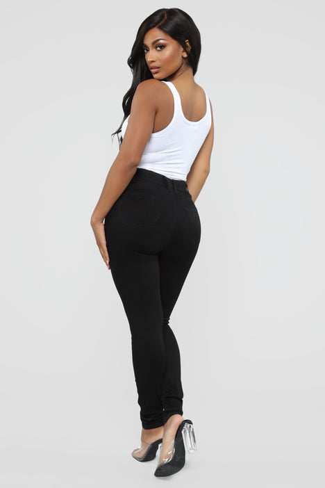 Fashion nova hotsell butt lifting jeans