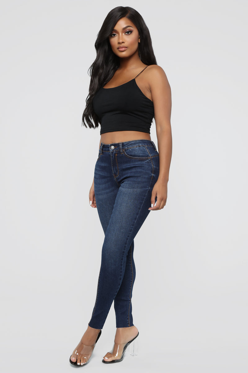 Ezra skinny outlet jeans fashion nova