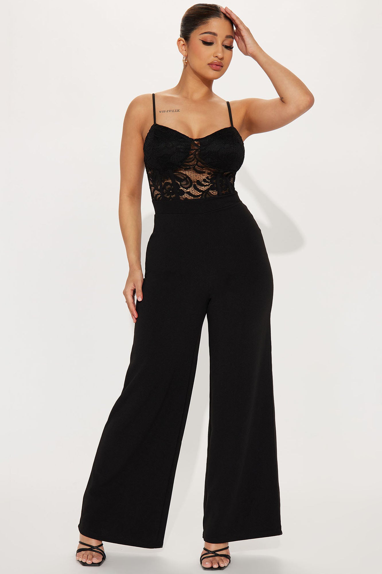 Black lace shop jumpsuit fashion nova