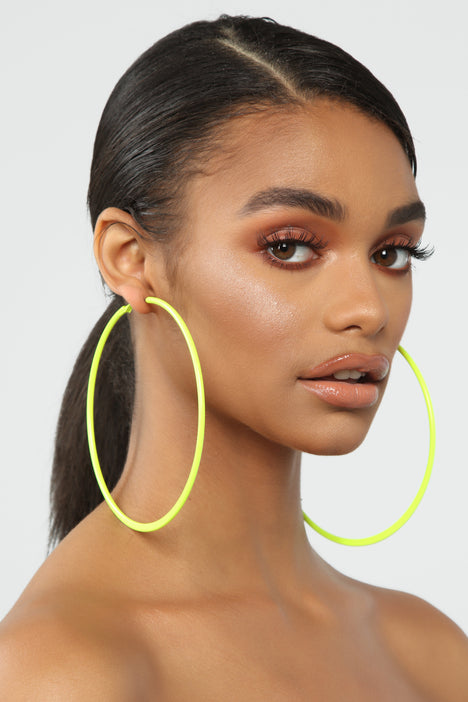 Bright yellow hoop earrings online