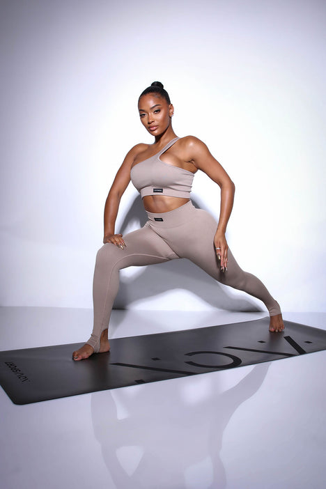 Yoga & Studio Clothing & Accessories