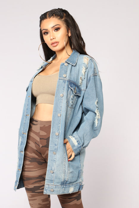 Street Chic Distressed Denim Jacket Light Denim