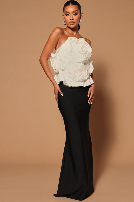 Black dress with white roses sale