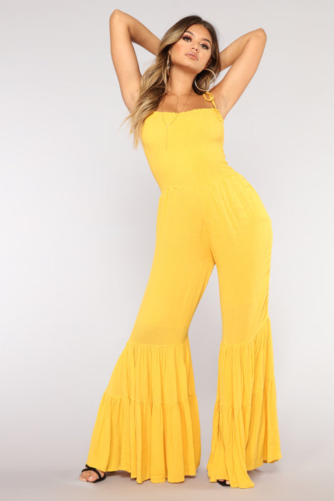Yellow jumpsuit hot sale fashion nova